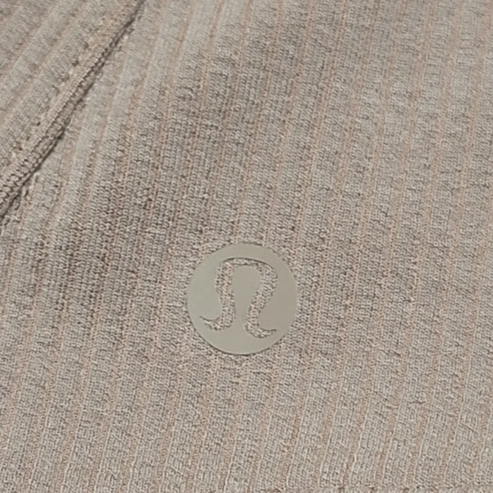 ​Lululemon Ribbed Softstreme Zip-Leg High-Rise Crop Pant 25